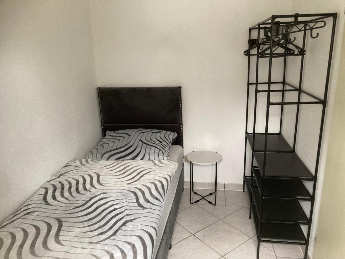 Ferienwohnung Zum Schauinslandweg Нойнкирхен Екстериор снимка